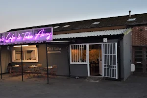 Shazza's Cafe & Takeaway image