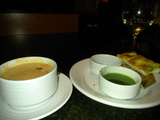 American Restaurant «Pinstripes», reviews and photos, 3849 Gallagher Dr, Edina, MN 55435, USA