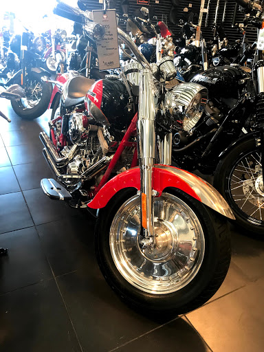 Motorcycle Dealer «Monarch Motor Sports LLC», reviews and photos, 17 Gigante Dr, Hampstead, NH 03841, USA