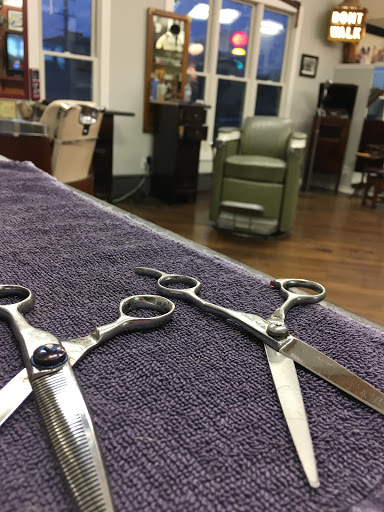 Barber Shop «Herrcutters Barber Shop», reviews and photos, 21 Tokeneke Rd, Darien, CT 06820, USA