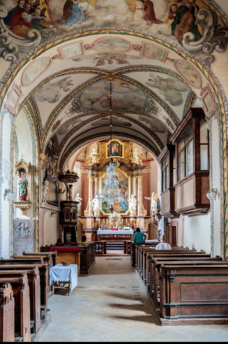 Recenze na Kostel Narození sv. Jana Křtitele v Karlovy Vary - Kostel