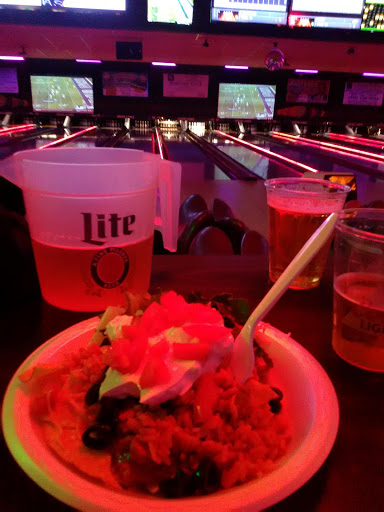 Bowling Alley «Cedar Lanes», reviews and photos, 1935 Cleveland Rd W, Sandusky, OH 44870, USA