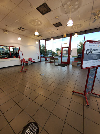 Tire Shop «Discount Tire Store - Crestwood, IL», reviews and photos, 13550 S Cicero Ave, Crestwood, IL 60445, USA