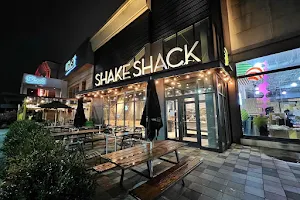 Shake Shack Perimeter Mall image