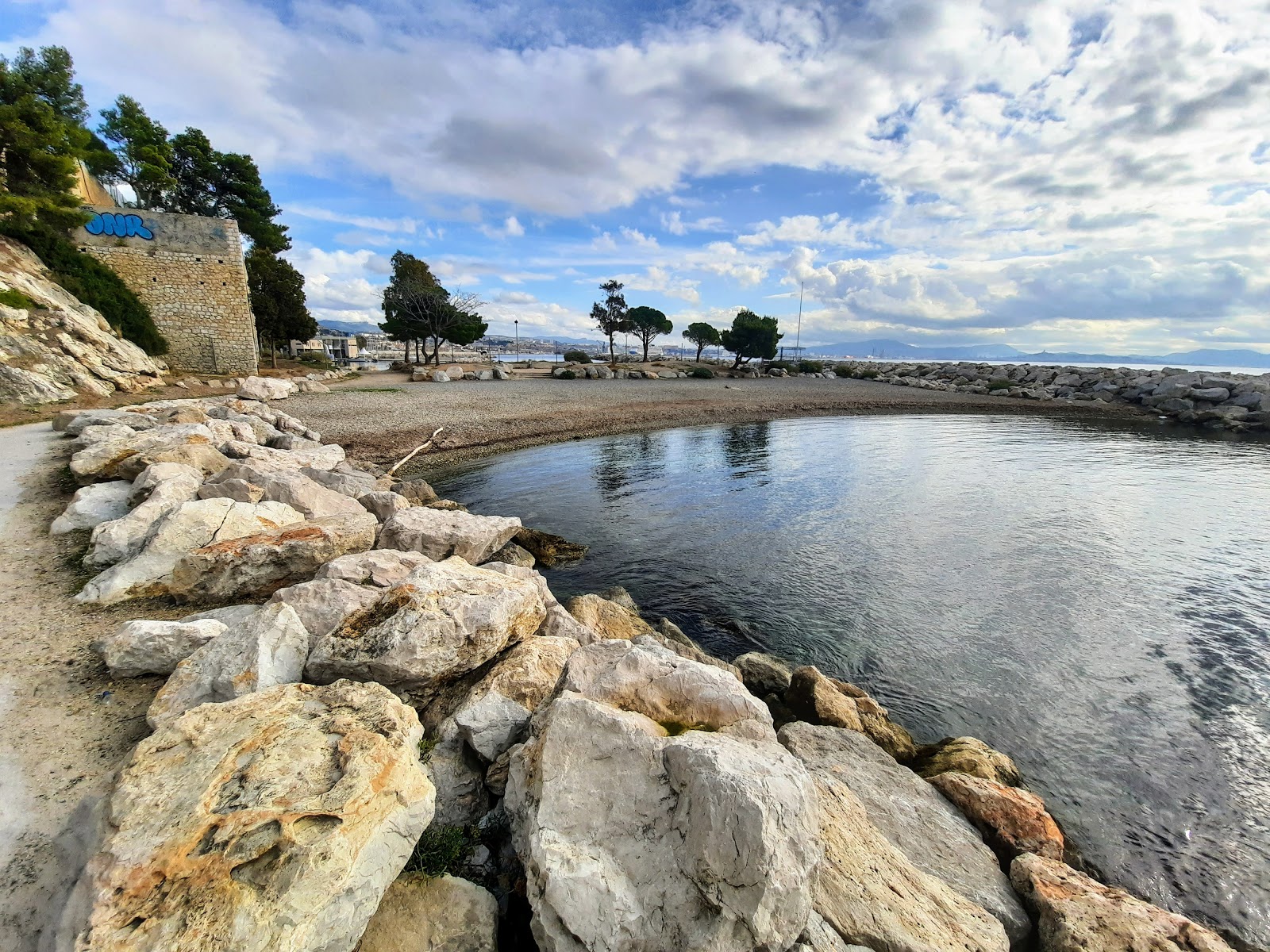 Φωτογραφία του Plage De La Batterie με επίπεδο καθαριότητας πολύ καθαρό