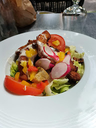 Photo n°25 de Restaurant Les Poteaux Carrés à Saint-Étienne ()