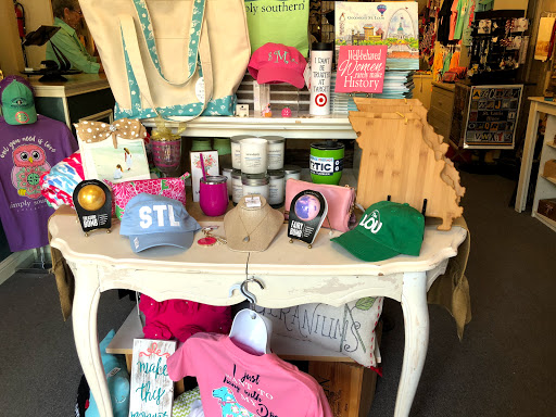 Gift Shop «Serendipity Handmade Gifts», reviews and photos, 701 S Main St, St Charles, MO 63301, USA