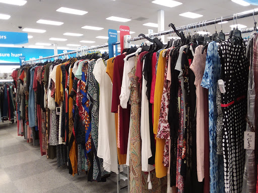 Clothing Store «Ross Dress for Less», reviews and photos, 20 N West End Blvd, Quakertown, PA 18951, USA