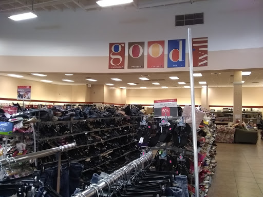 Thrift Store «Goodwill», reviews and photos, 24840 Pico Canyon Rd, Stevenson Ranch, CA 91381, USA