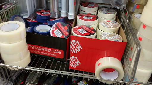 Liquor Store «Dollar House Plus - Wine & Spirits», reviews and photos, 4620 Oakton St, Skokie, IL 60076, USA