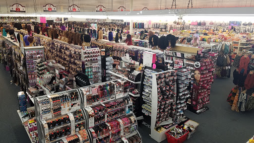 Lee Beauty Supplies, 8145 Pendleton Pike, Indianapolis, IN 46226, USA, 