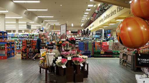 Grocery Store «Safeway», reviews and photos, 600 W Franklin St, Shelton, WA 98584, USA