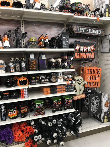 Craft Store «Michaels», reviews and photos, 41904 Ford Rd, Canton, MI 48187, USA