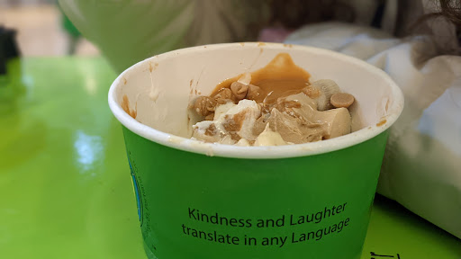 Frozen Yogurt Shop «TartBerry», reviews and photos, 915 SW 9th Ave, Portland, OR 97205, USA