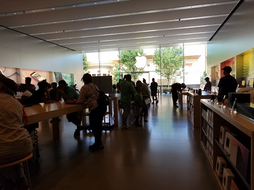 Computer Store «Apple Ridge Hill», reviews and photos, 143 Market Street, Yonkers, NY 10710, USA