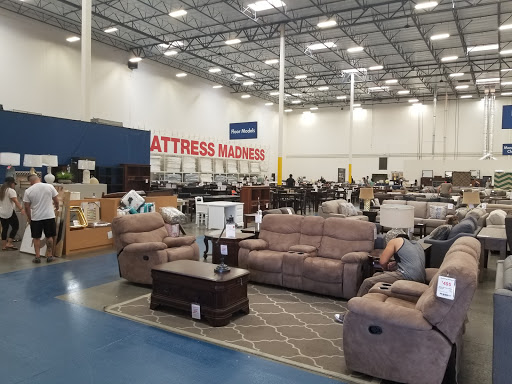 Furniture Store «Living Spaces - Van Nuys», reviews and photos, 14400 Arminta St, Panorama City, CA 91402, USA