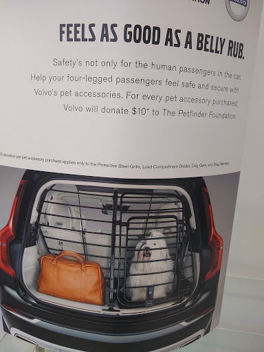 Car Dealer «LaFontaine Volvo Cars of Farmington Hills», reviews and photos, 24730 Haggerty Rd, Farmington Hills, MI 48335, USA