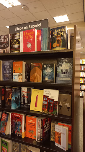 Book Store «Barnes & Noble», reviews and photos, 152 Miracle Mile, Coral Gables, FL 33134, USA