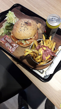Hamburger du Restaurant Cantine Corner à Clichy - n°12