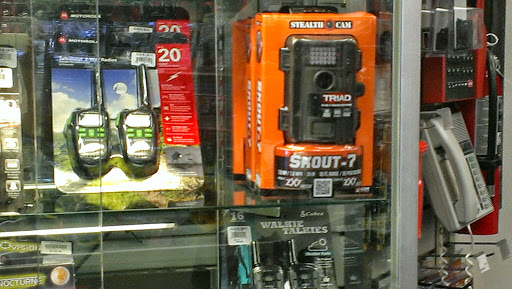 Sporting Goods Store «Big 5 Sporting Goods - Grants Pass», reviews and photos, 310 NE Agness Ave, Grants Pass, OR 97526, USA