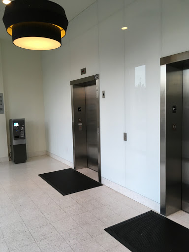 Movie Theater «iPic Theaters», reviews and photos, 2023 Hudson St, Fort Lee, NJ 07024, USA