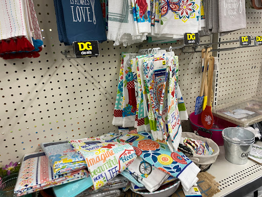 Discount Store «Dollar General», reviews and photos, 426 Talcottville Rd, Vernon, CT 06066, USA