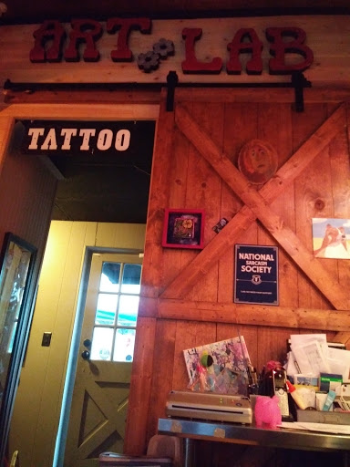 Tattoo Shop «Blood Moon Tattoo Gallery», reviews and photos, 101 N Main St #201, Mansfield, TX 76063, USA