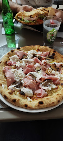 Plats et boissons du Pizzeria Le Nastasia à Agde - n°5