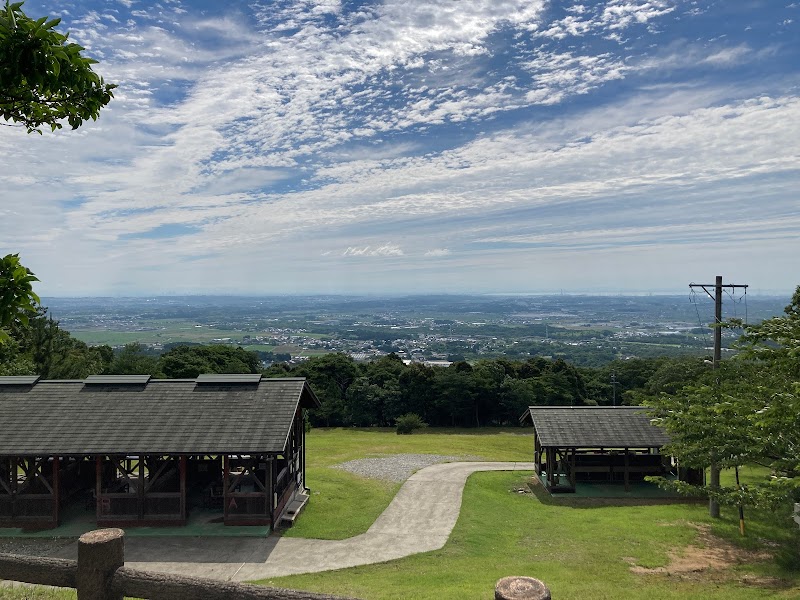 尾高山登山ハイキング駐車場