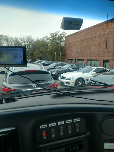 Tire Shop «Discount Tire», reviews and photos, 5505 South La Grange Road, Countryside, IL 60525, USA