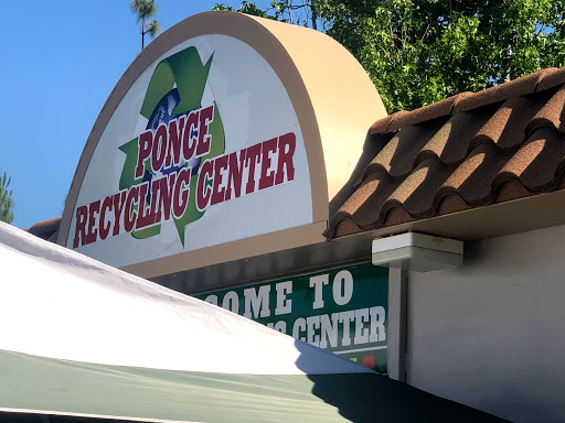 Ponce recycling center
