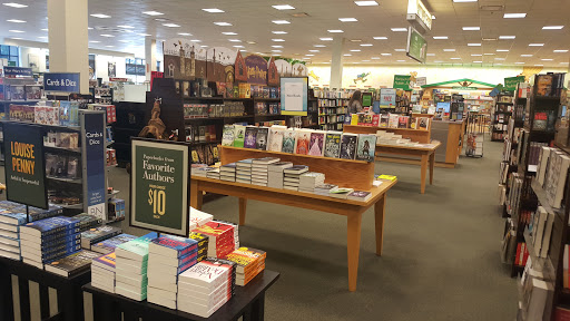 Book Store «Barnes & Noble», reviews and photos, 3561 N Freeway Blvd, Sacramento, CA 95834, USA