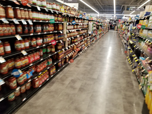 Grocery Store «Super Stop & Shop», reviews and photos, 1095 Kennedy Rd #619, Windsor, CT 06095, USA