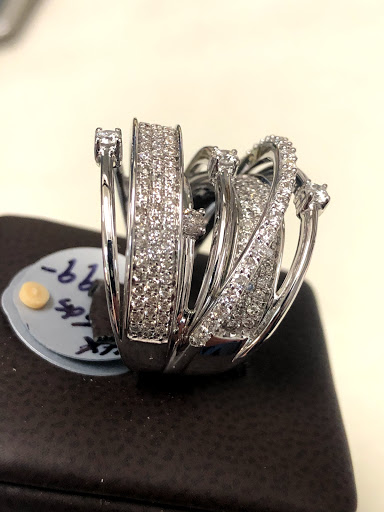 Jeweler «Riches Jewelers», reviews and photos, 1402 Hopmeadow St, Simsbury, CT 06070, USA