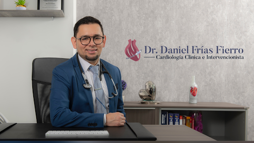 Dr. Daniel Frías | Cardiologo