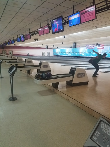 Bowling Alley «Tiffany Lanes», reviews and photos, 4400 LA-22, Mandeville, LA 70471, USA