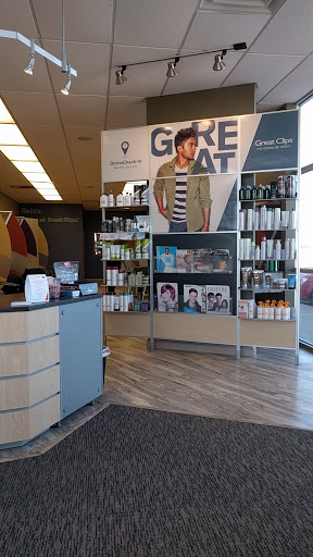 Hair Salon «Great Clips», reviews and photos, 4312 Lincolnway Ct C, Sterling, IL 61081, USA