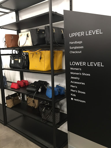 Department Store «Saks OFF 5TH», reviews and photos, 1675 Rockville Pike, Rockville, MD 20852, USA