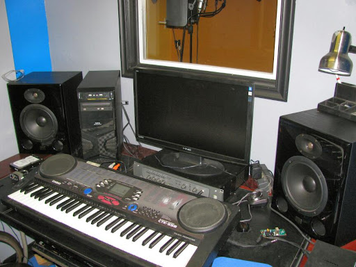 Pawn Shop «Digital Wreck», reviews and photos, 5140 N Teutonia Ave, Milwaukee, WI 53209, USA