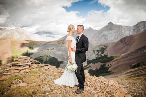 Geoff Wilkings - Calgary Wedding Photographer