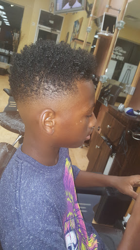 Beauty Salon «Petit Petion Hair Salon», reviews and photos, 43 Main St, Hempstead, NY 11550, USA
