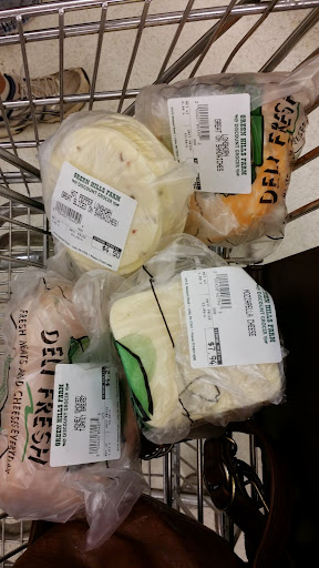 Grocery Store «Green Hills Farm Discount Grocer», reviews and photos, 615 E Newport Rd, Lititz, PA 17543, USA