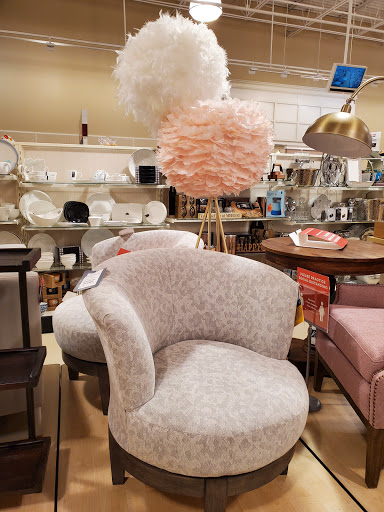 Department Store «HomeGoods», reviews and photos, 162 Everett Ave, Chelsea, MA 02150, USA