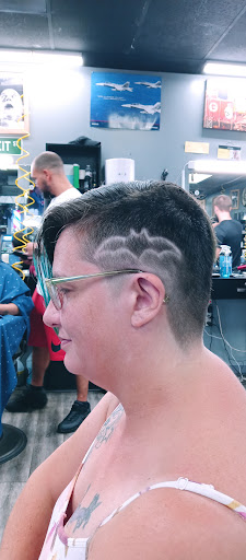 Barber Shop «Dream Team Barber Shop», reviews and photos, 7107 Turfway Rd, Florence, KY 41042, USA