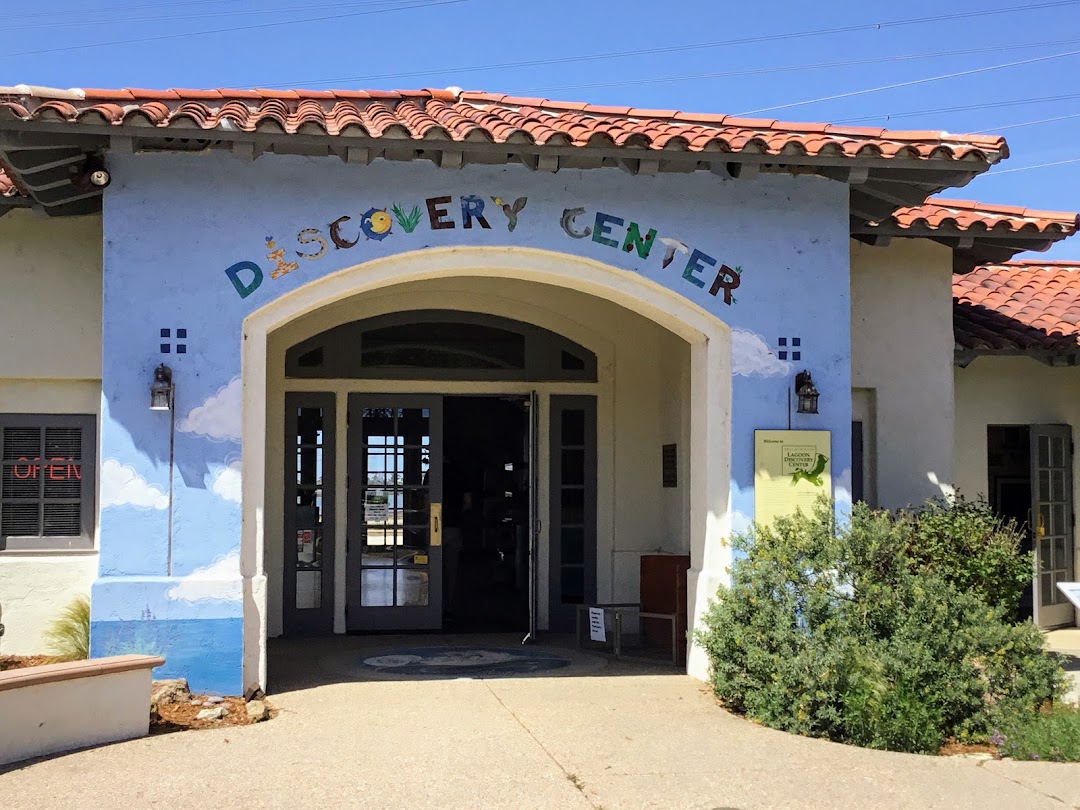 Agua Hedionda Lagoon Foundation (Discovery Center)