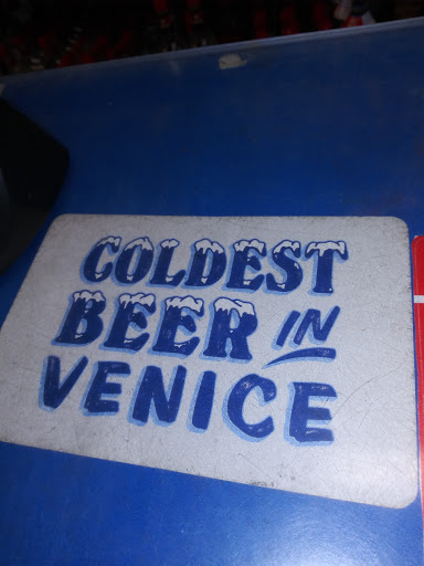 Liquor Store «Trading Post Liquor Store», reviews and photos, 1313 Main St, Venice, CA 90291, USA