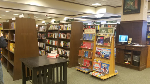 Book Store «Barnes & Noble», reviews and photos, 4325 24th Ave, Fort Gratiot Twp, MI 48059, USA