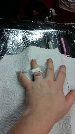 Tattoo Shop «Royal Ink», reviews and photos, 6408 Gulf Fwy, Houston, TX 77023, USA