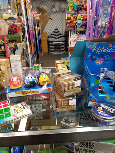 Kite Shop «Wings of the Wind Kites & Toys», reviews and photos, 550 N Rock Rd #60, Wichita, KS 67206, USA