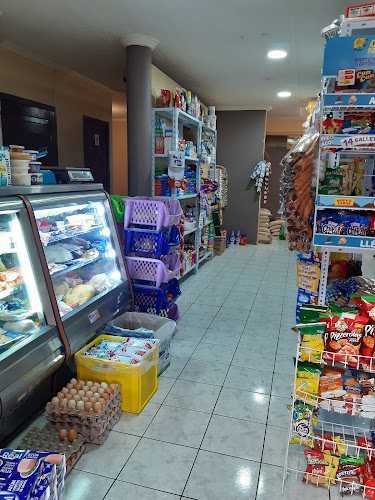 Opiniones de VAFARE Minimarket en Cuenca - Tienda de ultramarinos